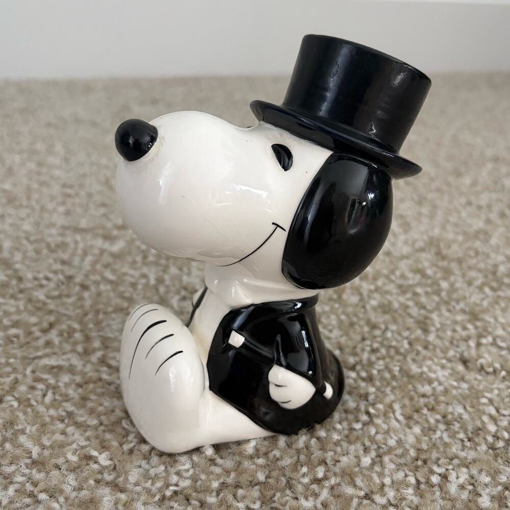 Vintage Peanuts Snoopy Top Hat & Tails Ceramic Piggy Bank Retro